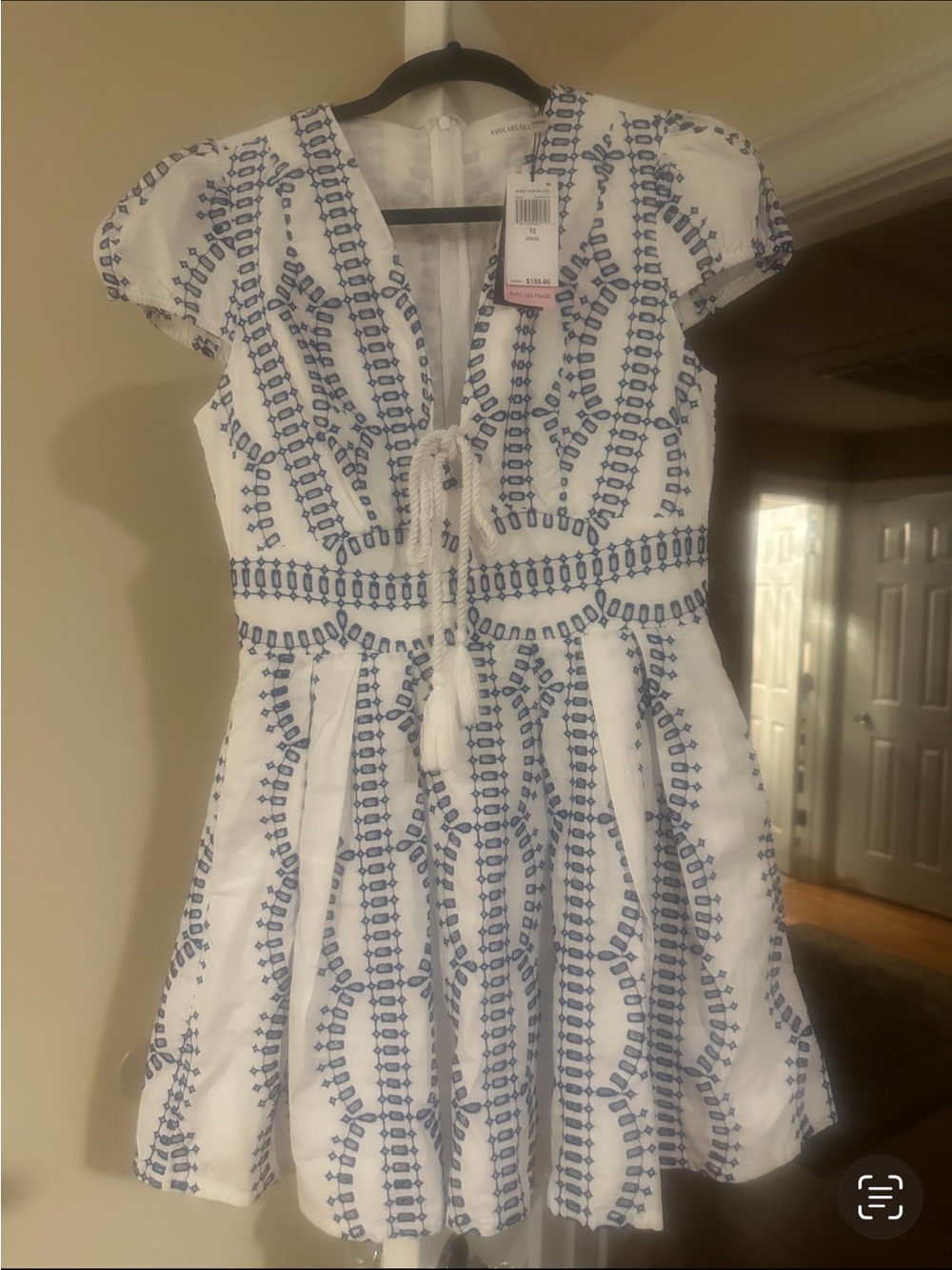 NWT Avec Les Filles white and blue eyelet dress